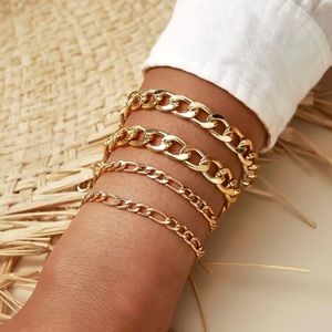 3/$30 💛 4pc Bracelet Set